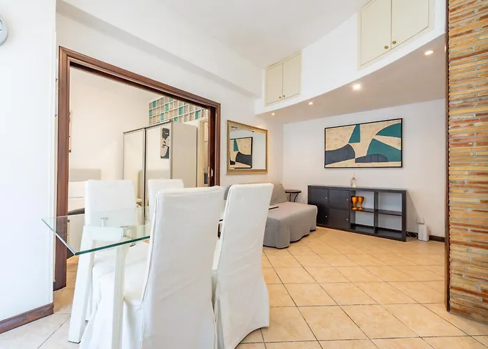 Domus Romana Trieste Апартаменты Рим